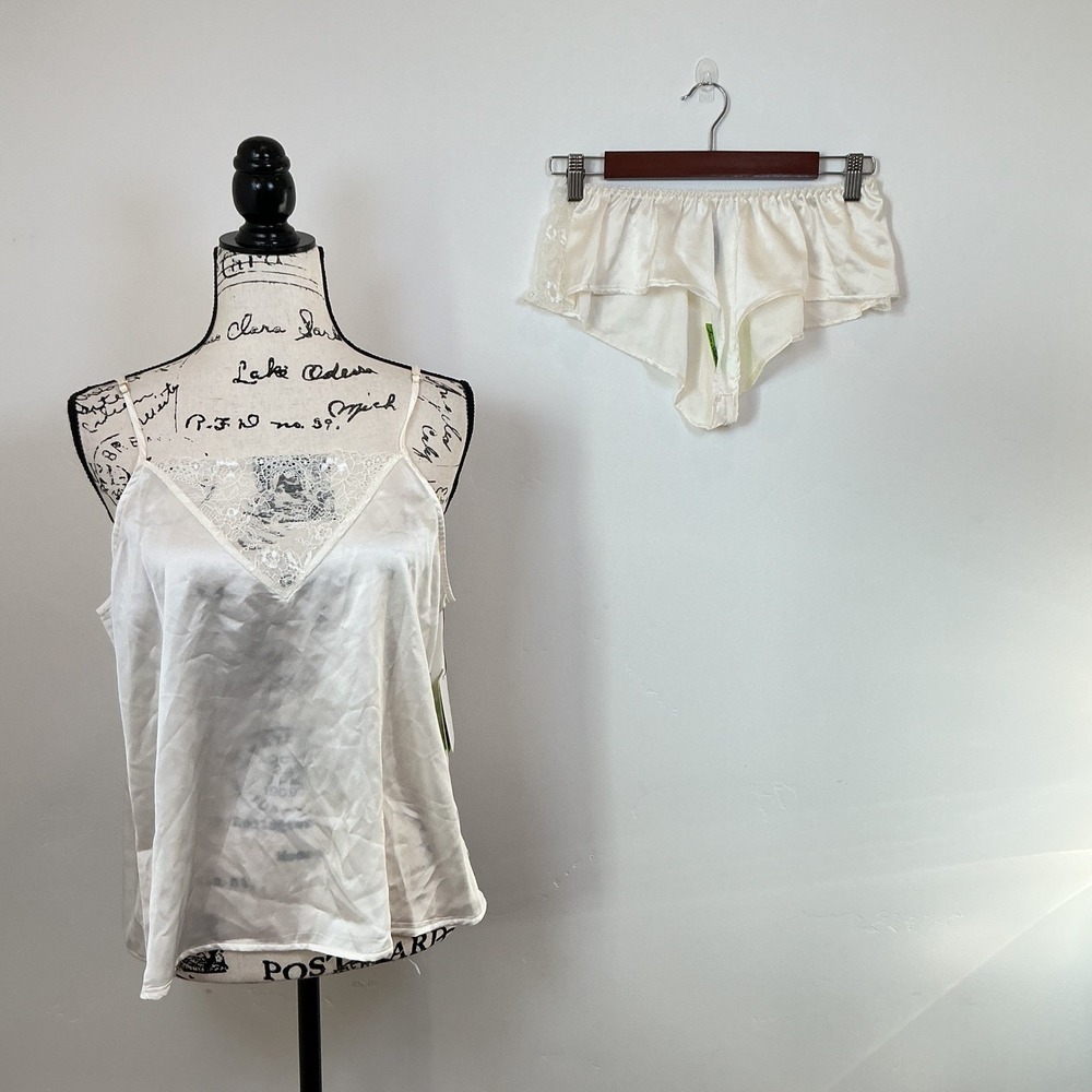 Sam Edelman Ivory Satin Lace‎ Trim Cami Shorts Pajama Set L